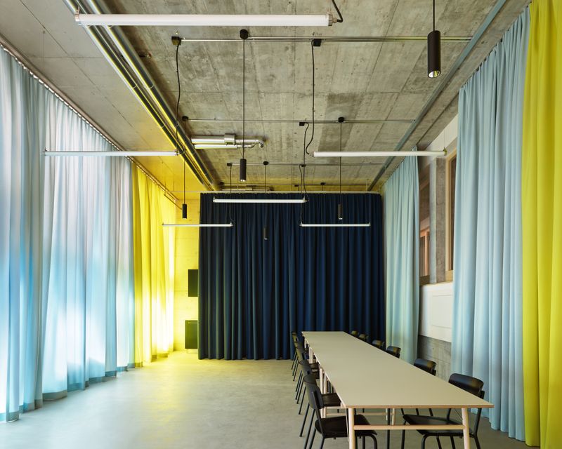 CoDeck - Umnutzung Hochbergerstrasse 158, Basel – Gemeinschaftsraum im Erdgeschoss – © Walter Mair